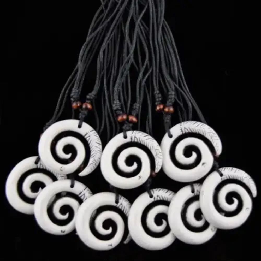 New Handmade Boho Hawaiian Tribal Engraved Spiral Helix Hook Pendant Necklace